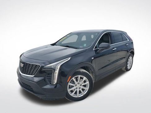 Used 2023 Cadillac XT4 Luxury image 1