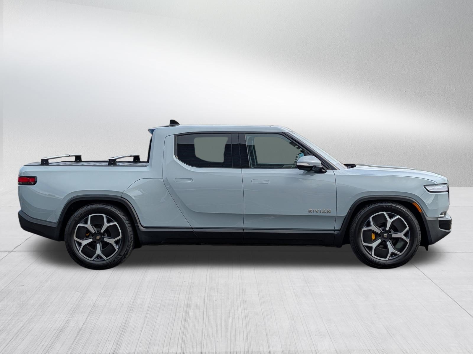 Used 2022 Rivian R1T Adventure AWD/4WD image 8