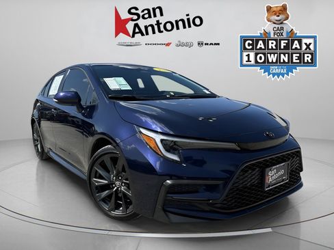 Used 2026 Toyota Corolla SE FWD image 1