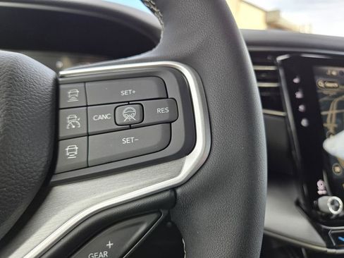 New 2026 Jeep Grand Wagoneer Limited AWD/4WD image 14