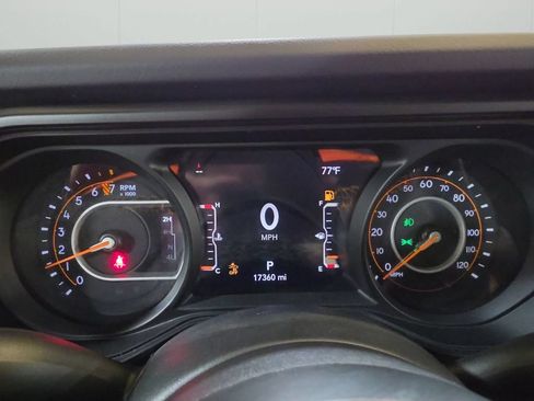 Used 2024 Jeep Gladiator Mojave w/ Technology Group AWD/4WD image 22