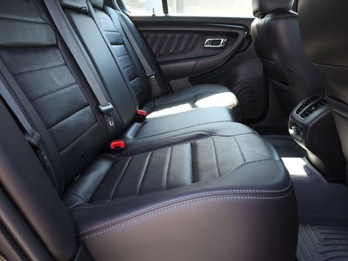 Used 2015 Ford Taurus SHO w/ Equipment Group 401A AWD/4WD image 17
