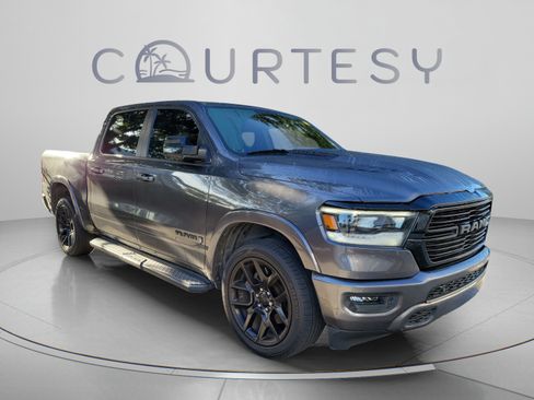 Used 2022 RAM 1500 Laramie AWD/4WD image 4