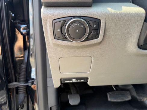 Used 2022 Ford F250 XL w/ STX Appearance Package AWD/4WD image 16