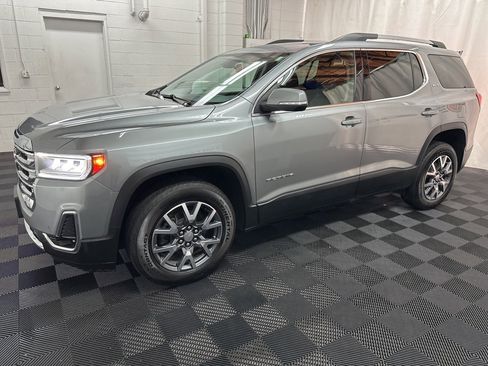 Used 2023 GMC Acadia SLT image 5