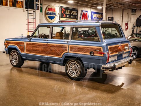 Used 1987 Jeep Grand Wagoneer AWD/4WD image 6
