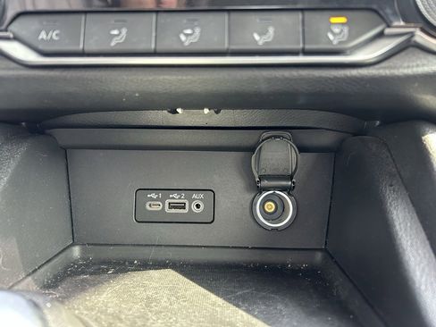 Used 2023 Nissan Sentra SV image 21