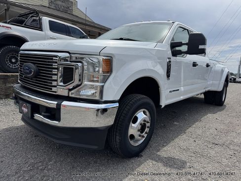 Used 2022 Ford F350 XL w/ STX Appearance Package AWD/4WD image 2