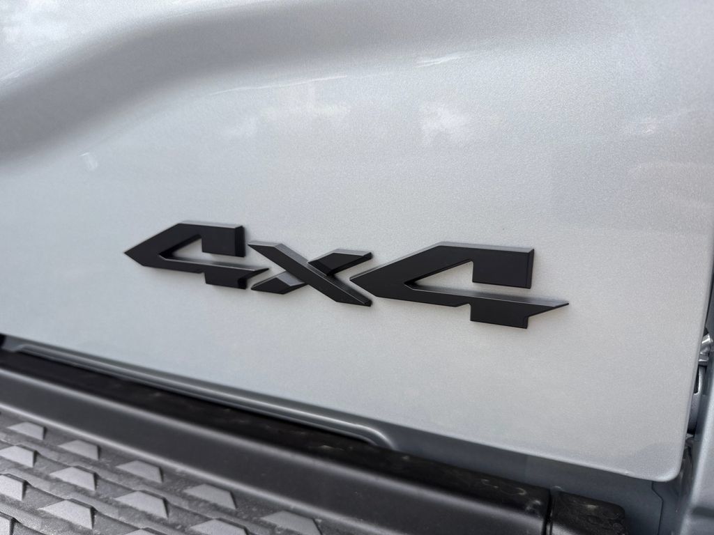 New 2026 RAM 2500 Tradesman AWD/4WD image 16
