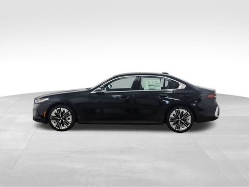 New 2026 BMW 530i xDrive image 2