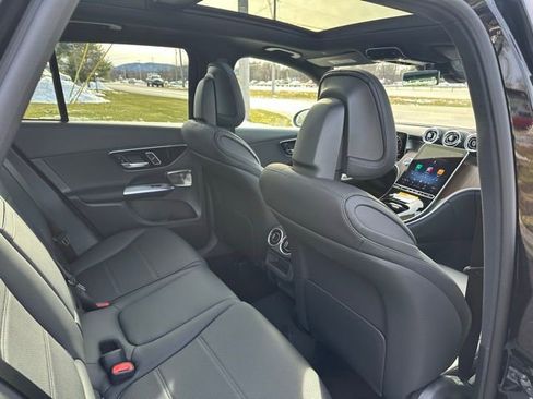 Used 2026 Mercedes-Benz GLC 300 4MATIC image 21