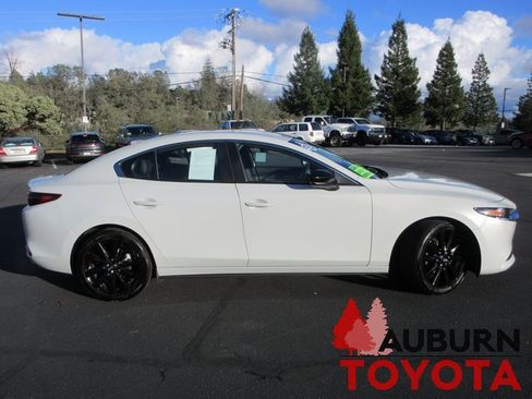 Used 2025 MAZDA MAZDA3 s image 3