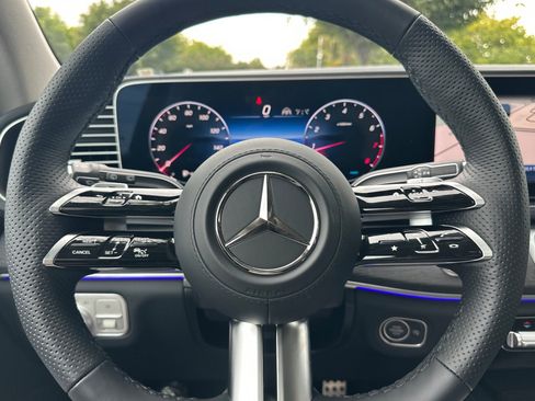 New 2026 Mercedes-Benz GLS 450 4MATIC image 25