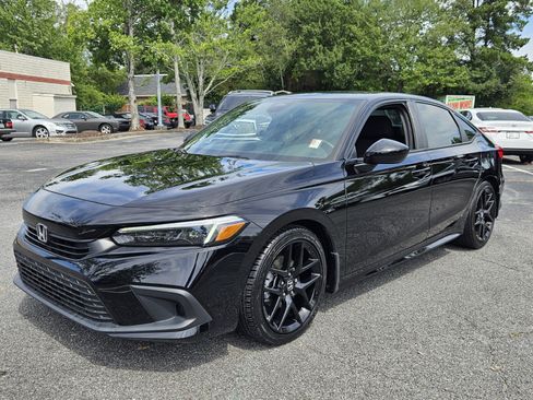 Used 2022 Honda Civic Sport image 3
