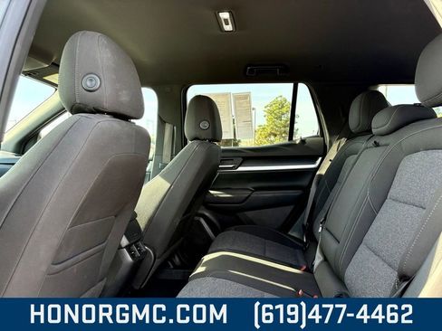 Used 2025 GMC Terrain Elevation image 15