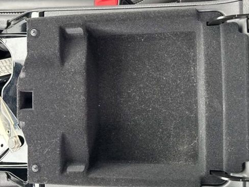 Used 2023 Jeep Grand Cherokee Limited image 39