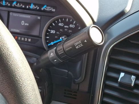 Used 2022 Ford F250 XLT w/ XLT Value Package image 16