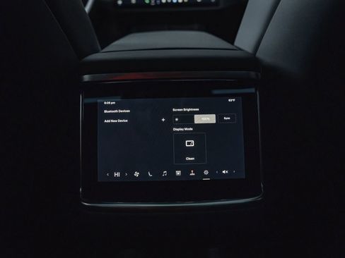 Used 2021 Tesla Model S Plaid image 43