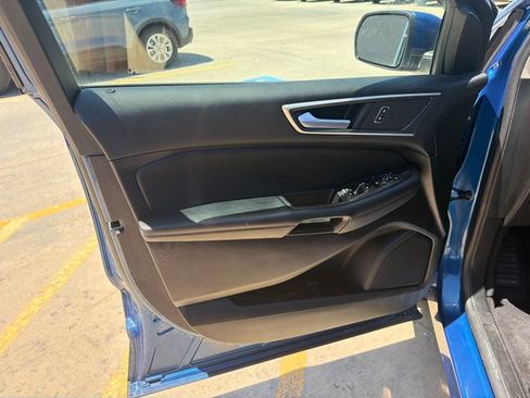 Used 2023 Ford Edge SEL w/ Convenience Package AWD/4WD image 9
