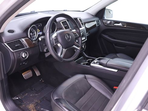 Used 2014 Mercedes-Benz ML 350 BlueTEC 4MATIC image 3