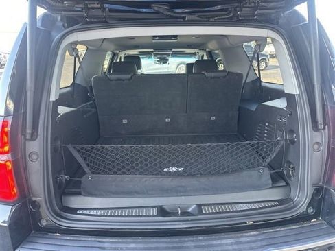 Used 2017 Chevrolet Suburban Premier image 14