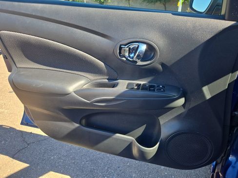 Used 2019 Nissan Versa SV FWD image 8