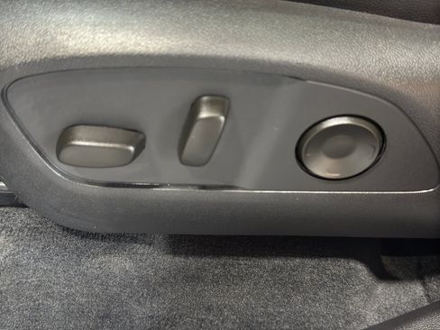 Used 2026 Chevrolet Traverse RS AWD/4WD image 18