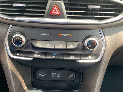 Used 2020 Hyundai Santa Fe SE FWD image 32
