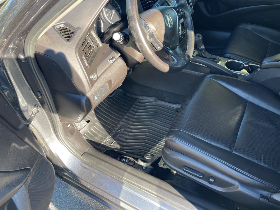 Used 2013 Acura ILX w/ Technology Package FWD image 35