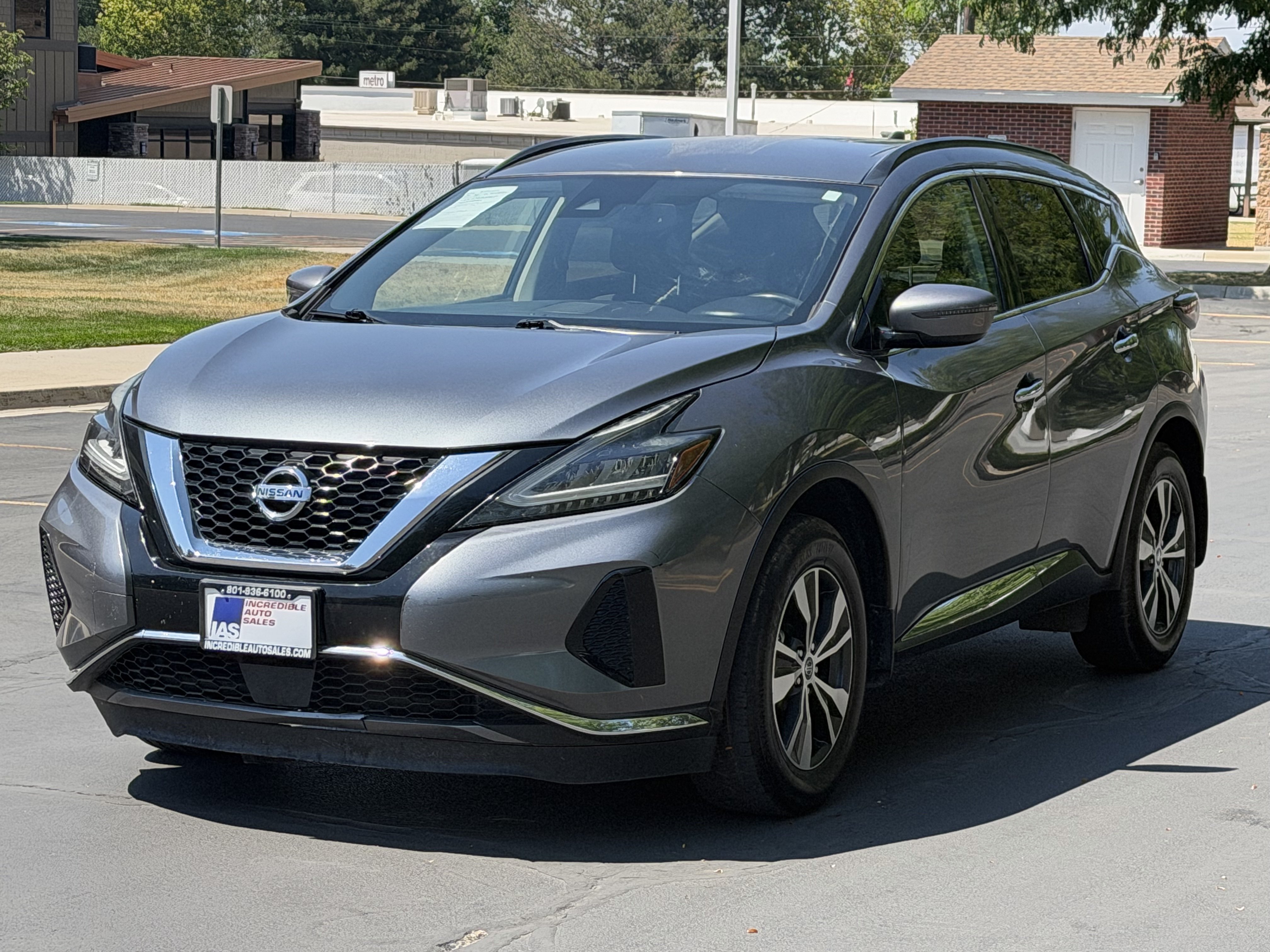 Used 2020 Nissan Murano SV AWD/4WD image 2