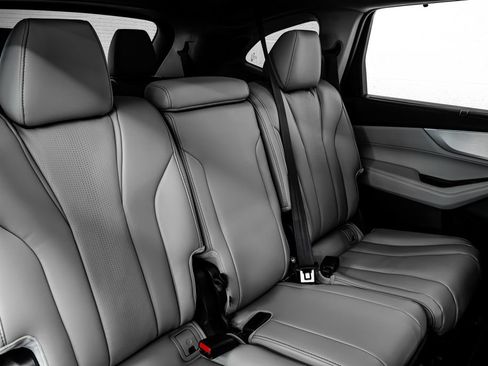 Used 2026 Acura MDX FWD w/ Technology Package image 21