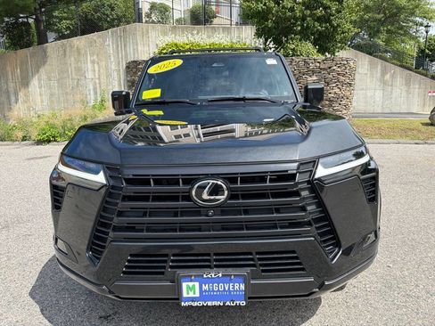 Used 2025 Lexus GX 550 w/ Accessory Package (2T) AWD/4WD image 10