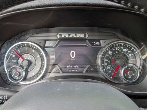 Used 2023 RAM 1500 Laramie AWD/4WD image 31
