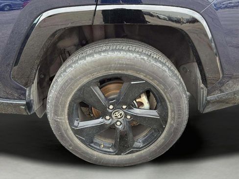Used 2021 Toyota RAV4 XSE image 24