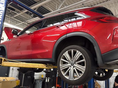 Used 2021 INFINITI QX50 Sensory w/ Cargo Package image 40