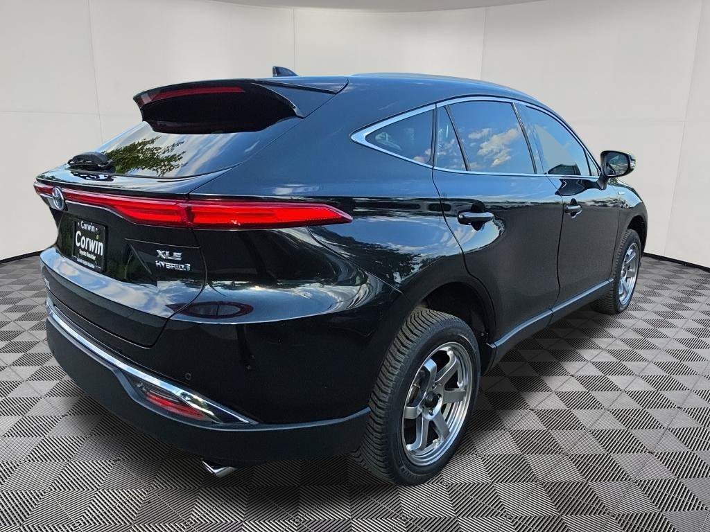 Used 2021 Toyota Venza XLE w/ Softex Package AWD/4WD image 10