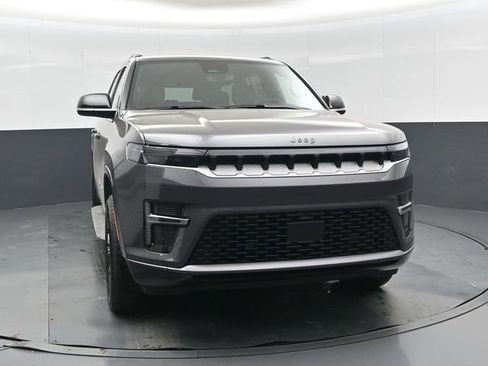 New 2026 Jeep Grand Wagoneer 4WD image 10