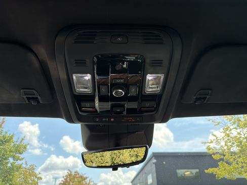 Used 2026 Cadillac Escalade Platinum Sport w/ LPO, Floor Liner Package AWD/4WD image 28