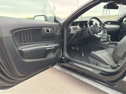 Used 2023 Ford Mustang GT Premium image 15