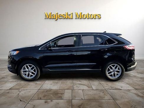 Used 2021 Ford Edge SEL w/ Convenience Package image 4