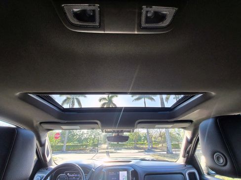 Used 2019 GMC Sierra 1500 Denali w/ Technology Package AWD/4WD image 11