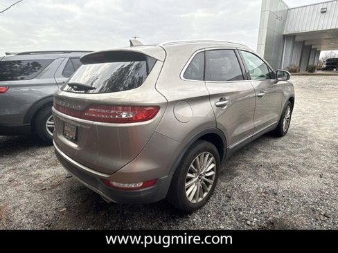 Used 2019 Lincoln MKC Premiere image 6