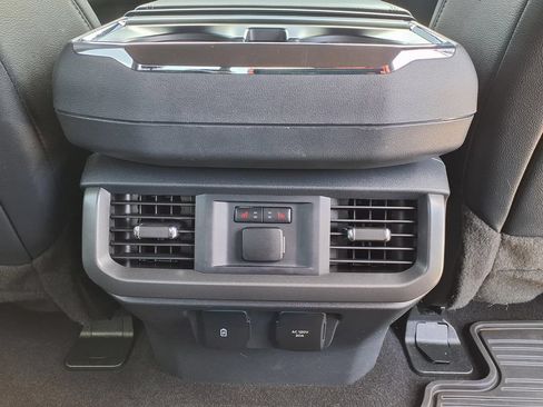 Used 2024 Ford F150 Lariat w/ Equipment Group 502A High AWD/4WD image 18
