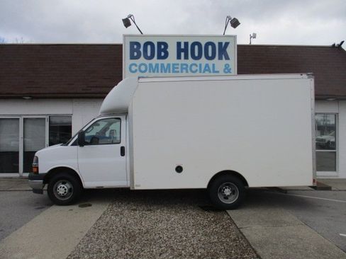 Used 2021 Chevrolet Express 3500 w/ Power Convenience Package image 27