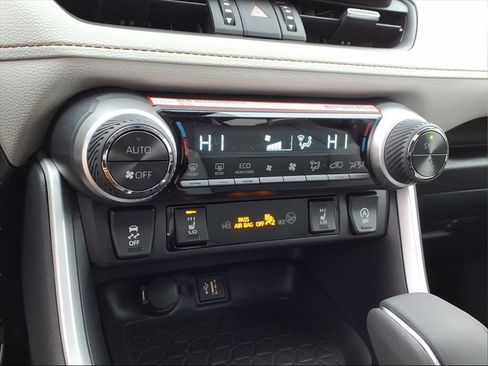 New 2025 Toyota RAV4 XLE Premium image 19