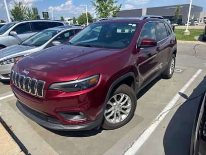Used 2019 Jeep Cherokee Latitude w/ Popular Appearance Group