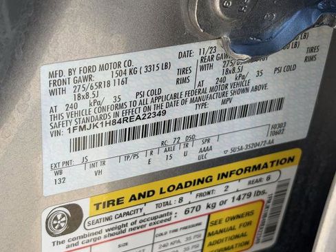 Certified 2024 Ford Expedition Max XLT image 32