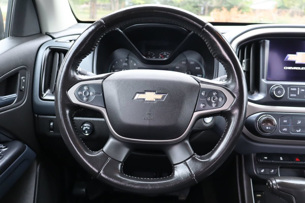 Used 2017 Chevrolet Colorado Z71 AWD/4WD image 18