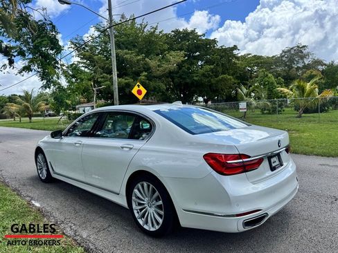 Used 2016 BMW 740i RWD image 12