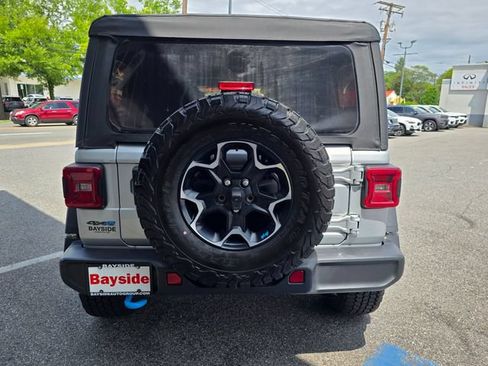Used 2023 Jeep Wrangler Unlimited Rubicon 4xe w/ Cold Weather Group AWD/4WD image 32